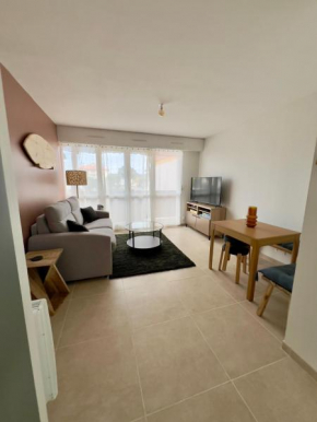 Studio rénové proche de la plage
